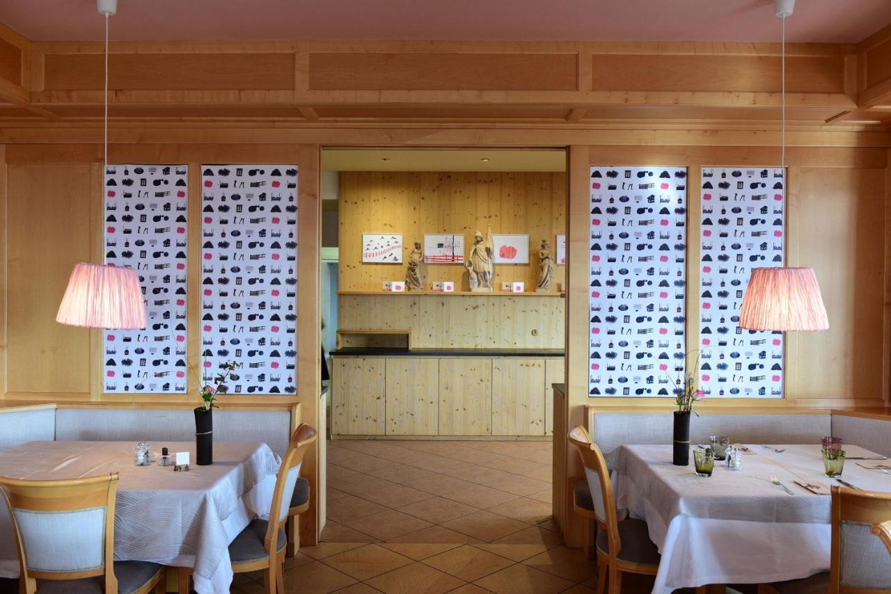 Hotel & Gasthof Zum Hirschen San Genesio Atesino Eksteriør bilde