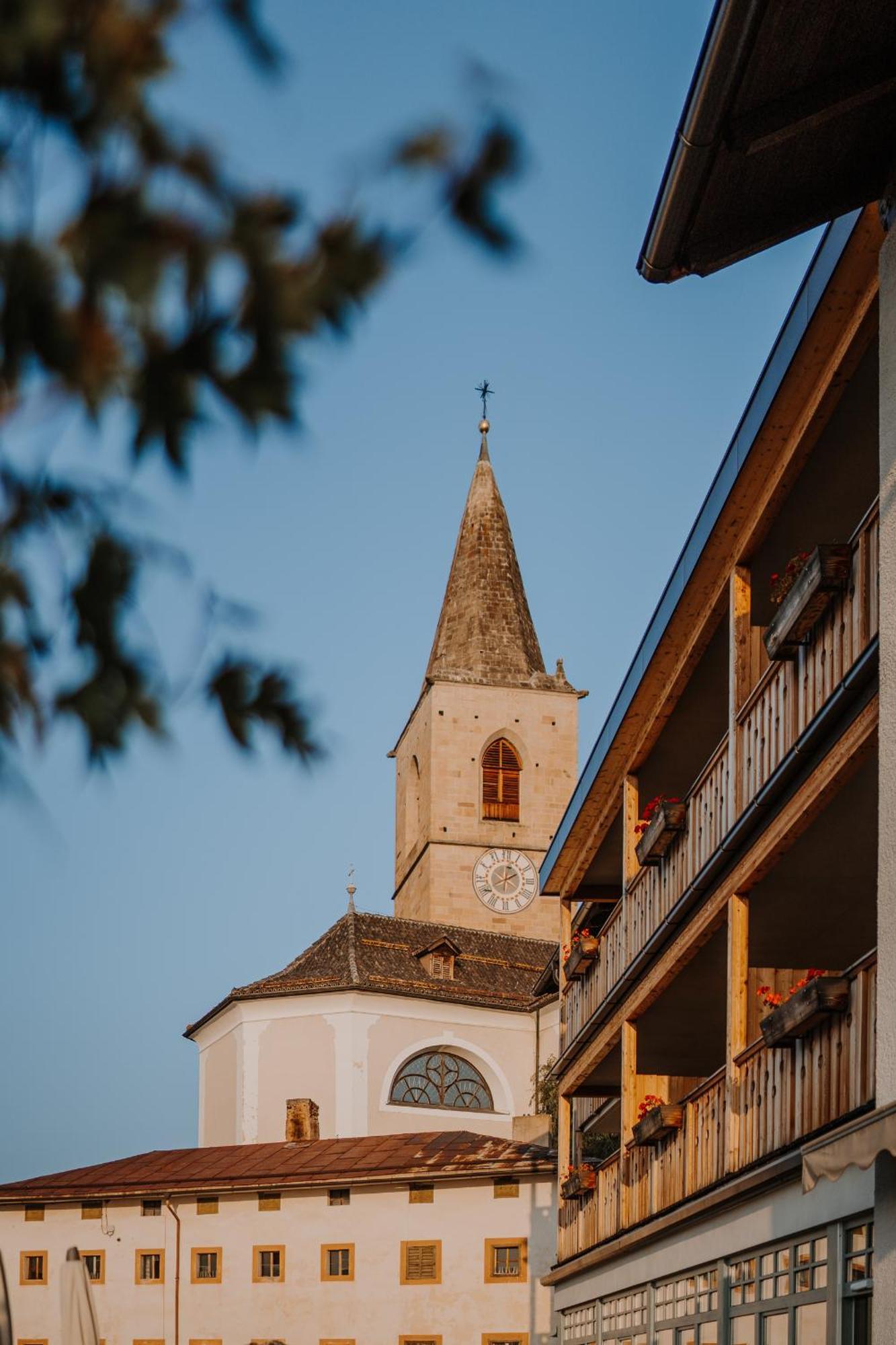 Hotel & Gasthof Zum Hirschen San Genesio Atesino Eksteriør bilde